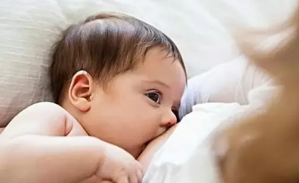 福馨孕产期小贴士：这3个方法，给宝宝建立良好的睡眠习惯！